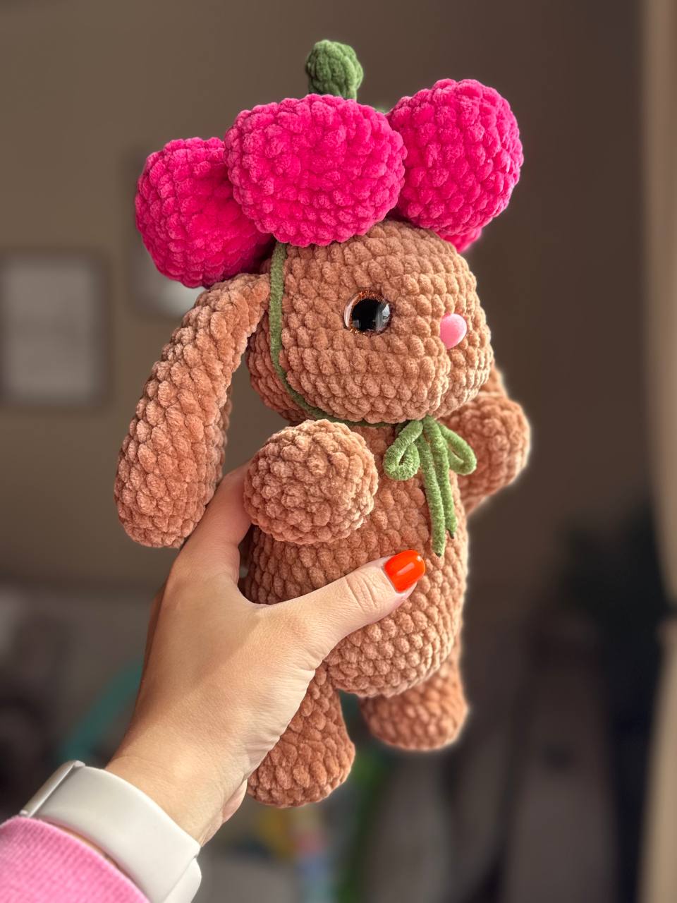 Hase mit Blumen